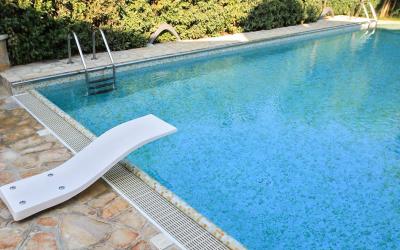 Trampolini Piscina Modello Delfino 11